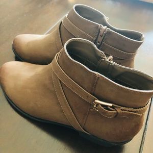 Forever 21 Never Worn Booties